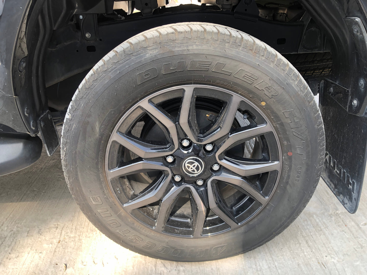 674. Toyota Hilux Z GR Sports 2022