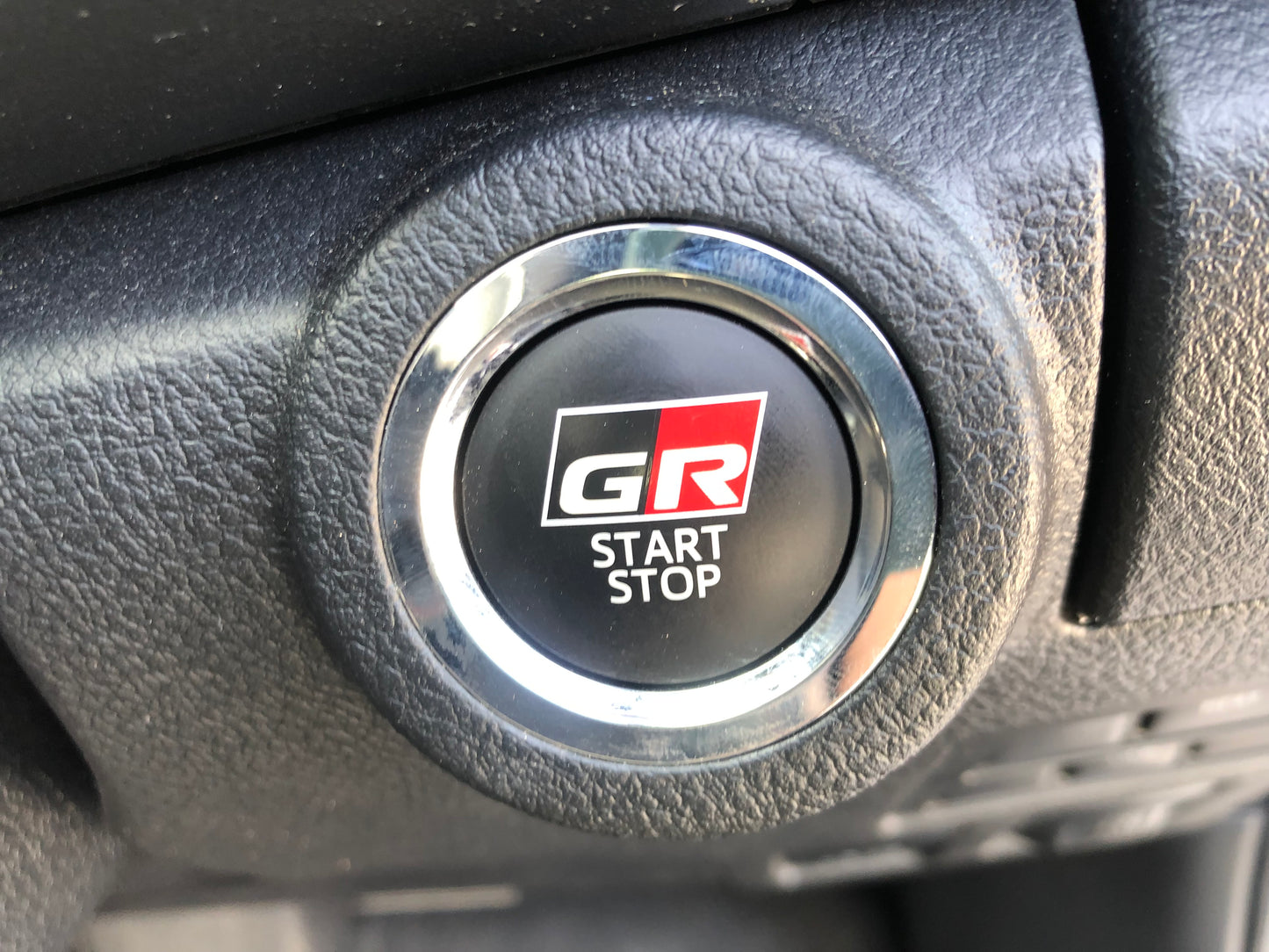 674. Toyota Hilux Z GR Sports 2022