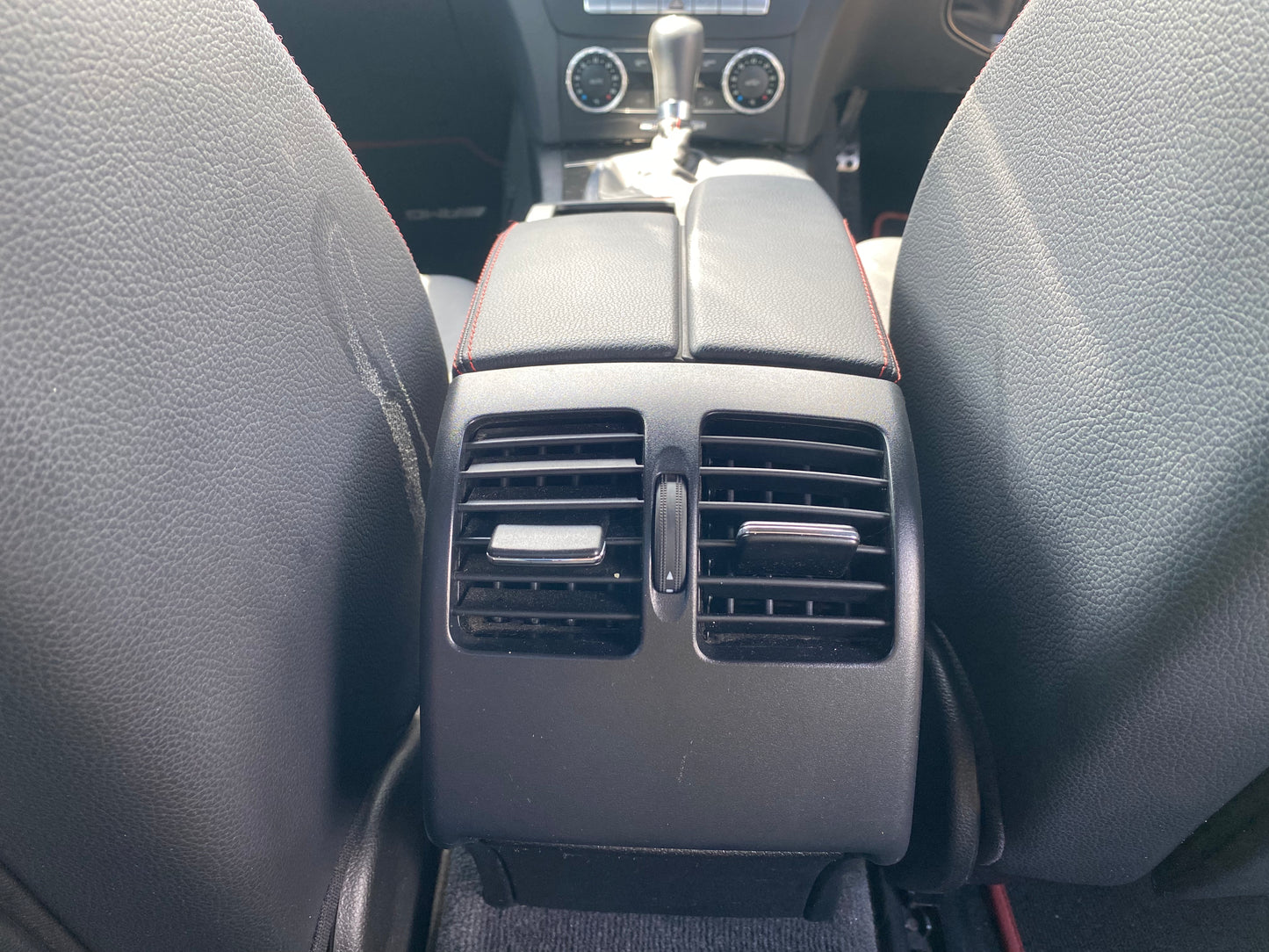 387. Mercedes Benz C-Class C180 AVG AMG sport package+ 2013