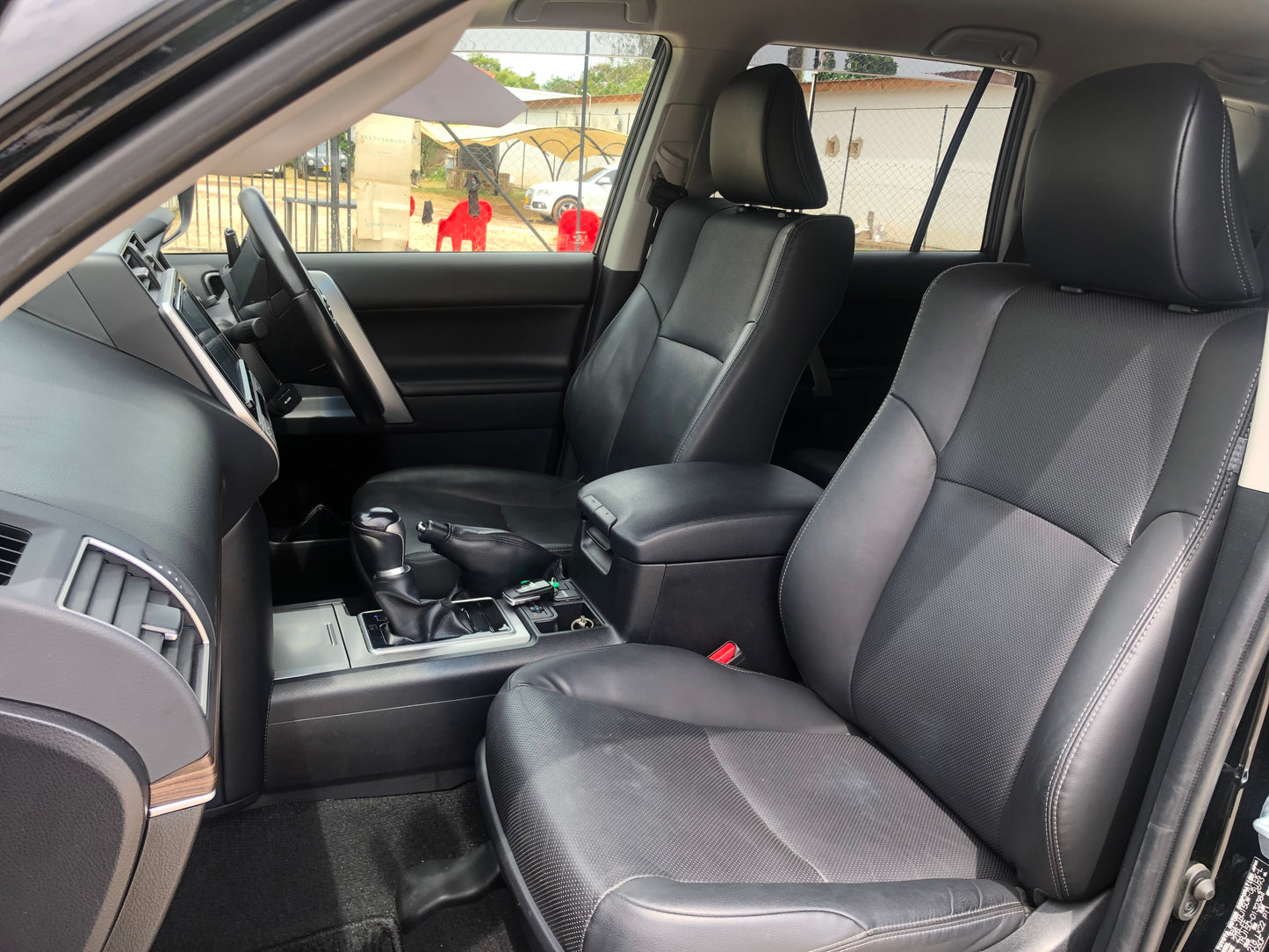 691. Toyota Land Cruiser Prado TX L Package 2021