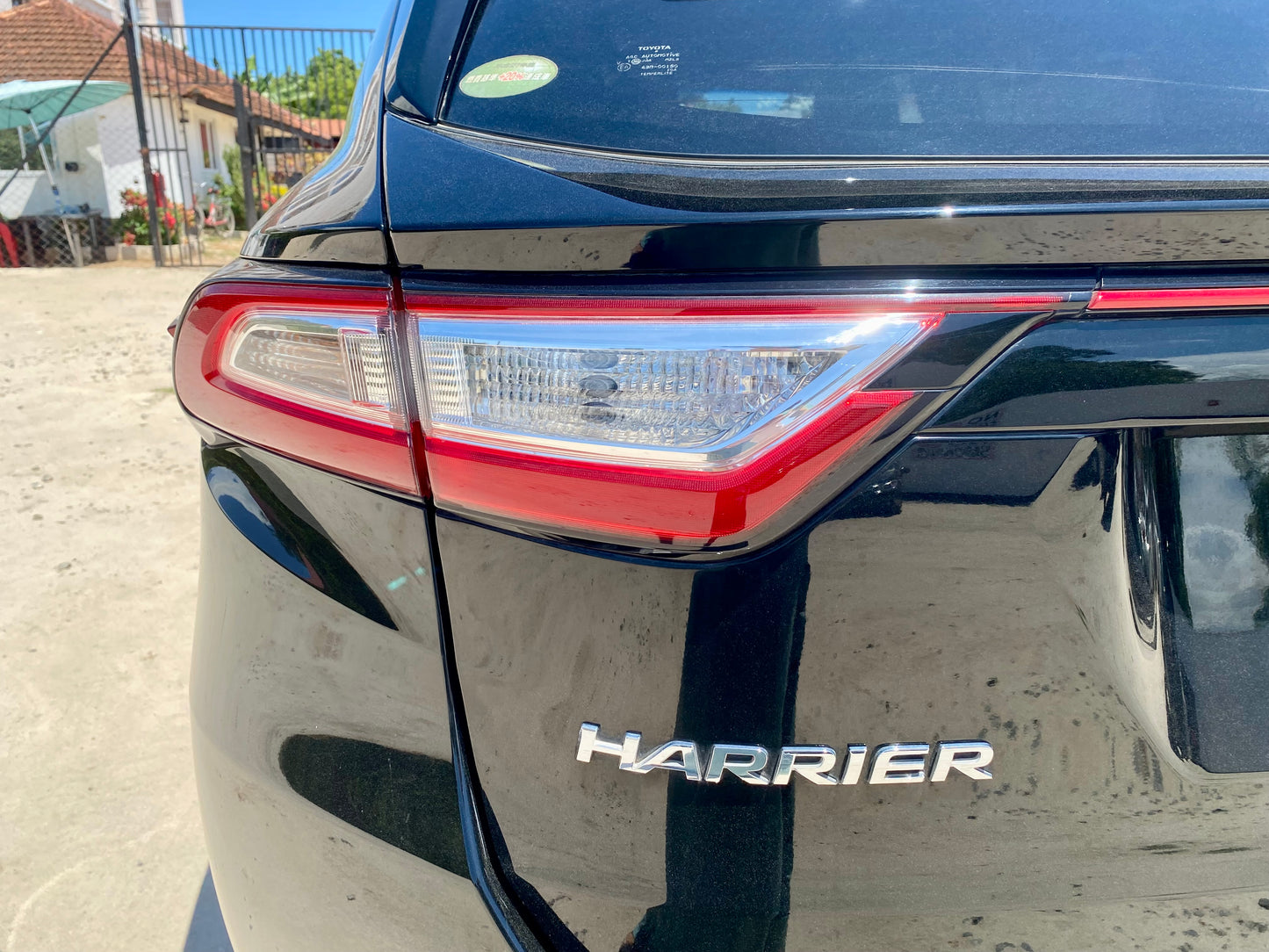 632. Toyota Harrier Premium 2018
