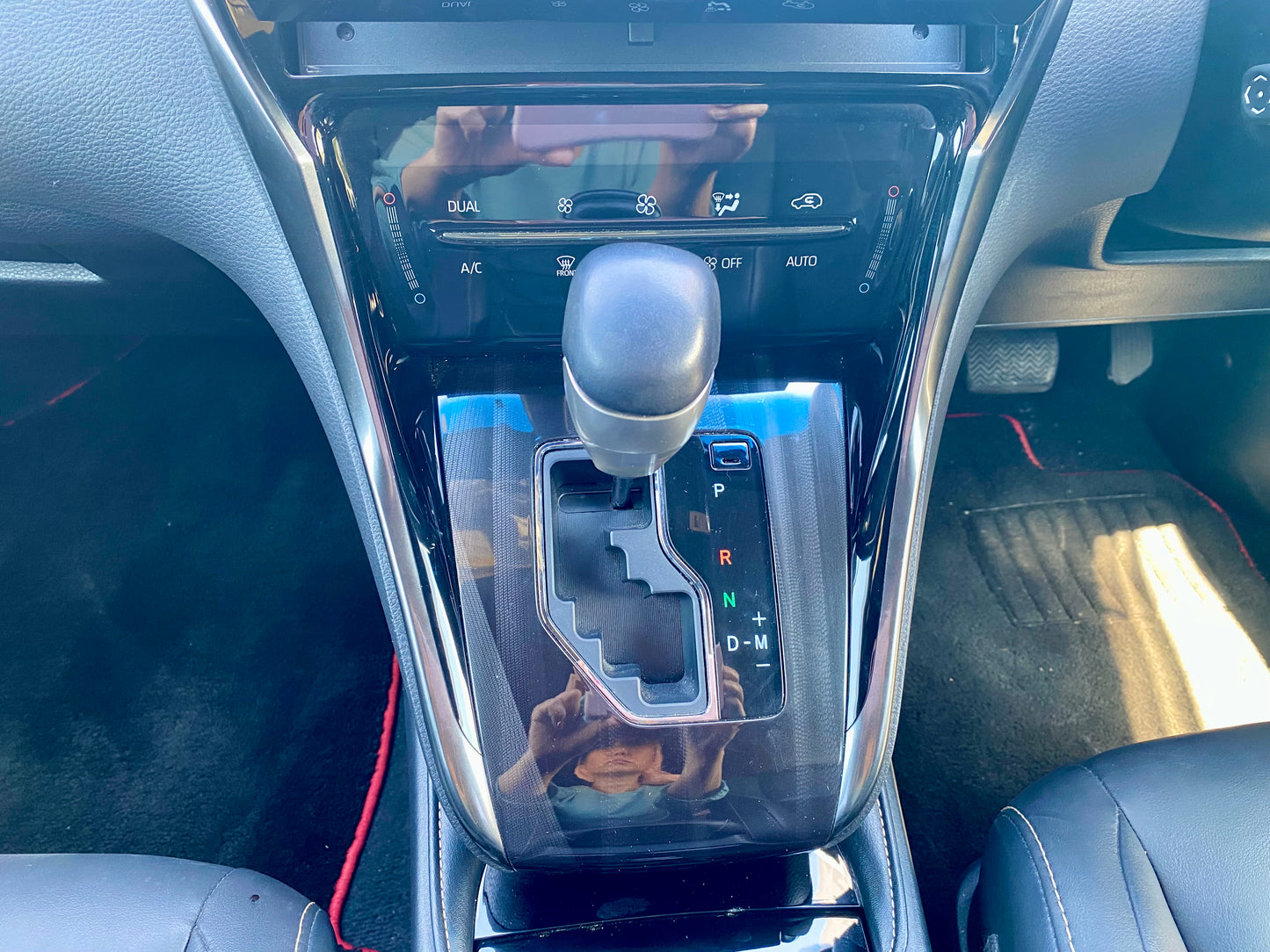 632. Toyota Harrier Premium 2018