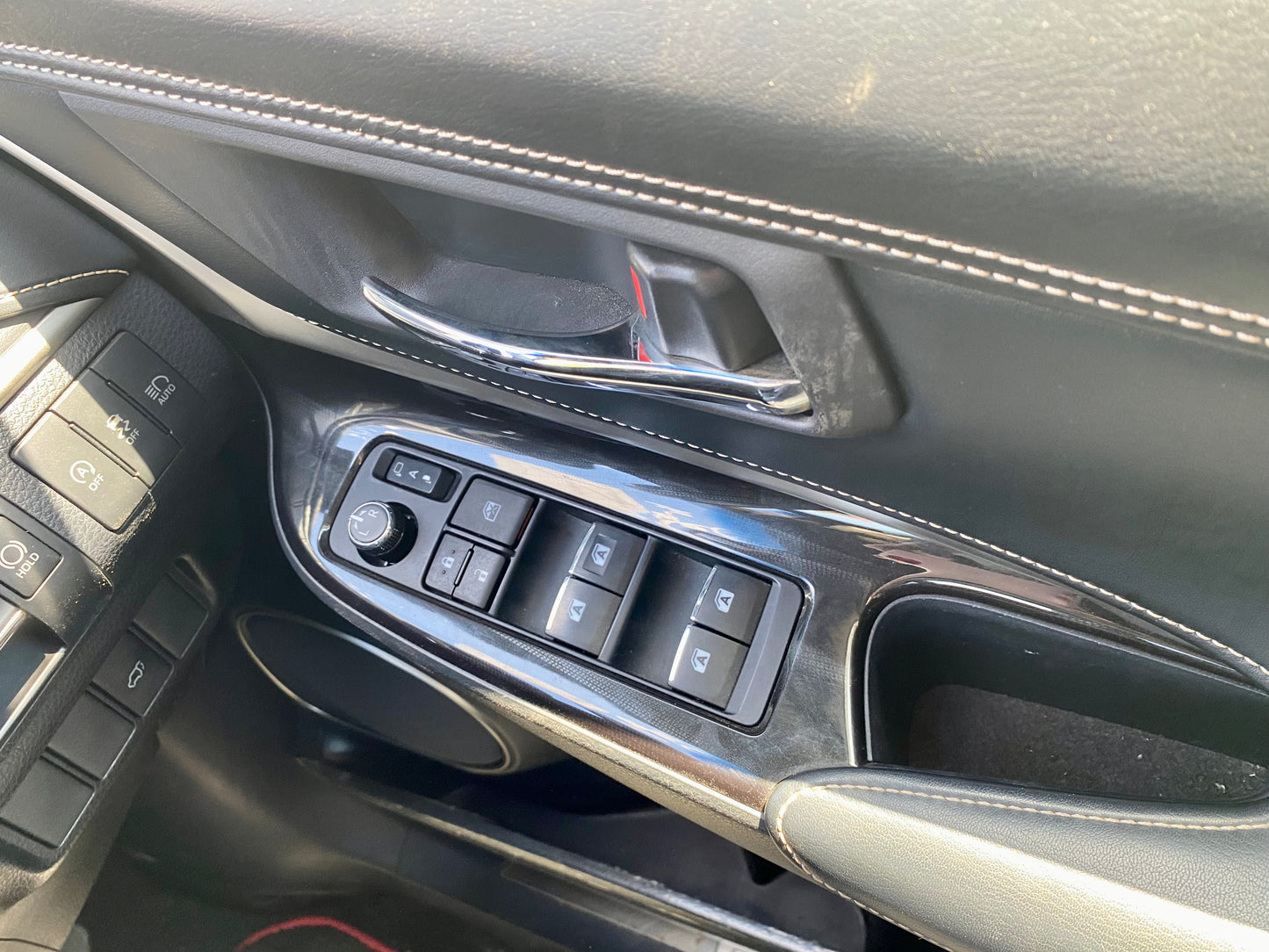 632. Toyota Harrier Premium 2018