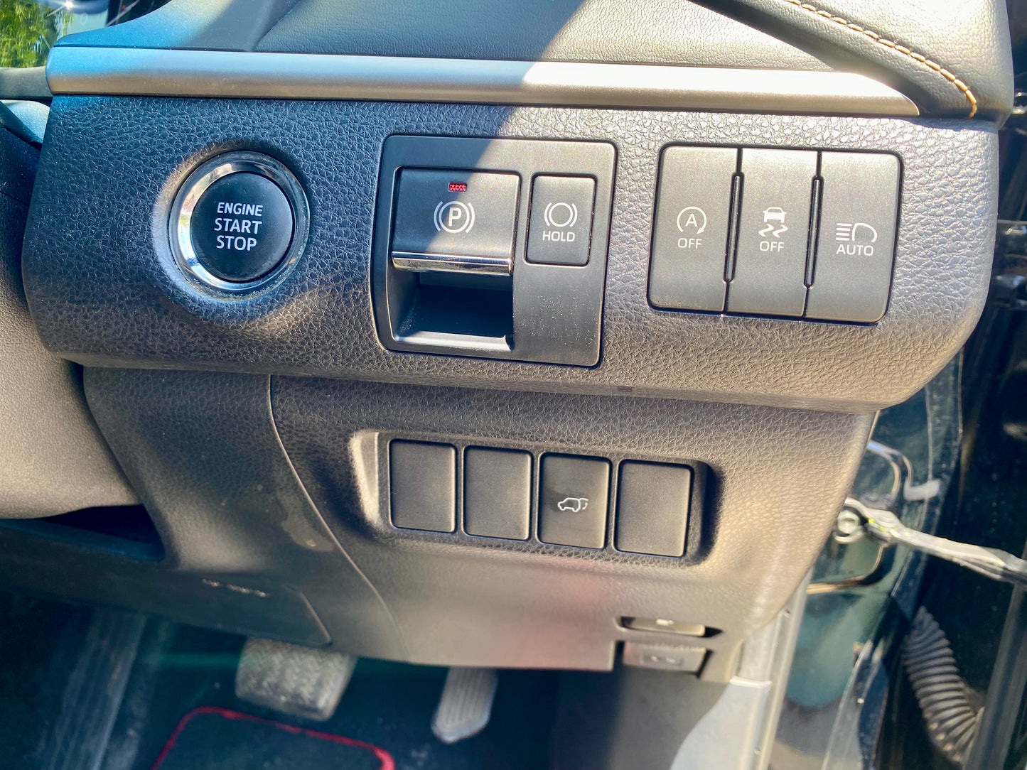 632. Toyota Harrier Premium 2018