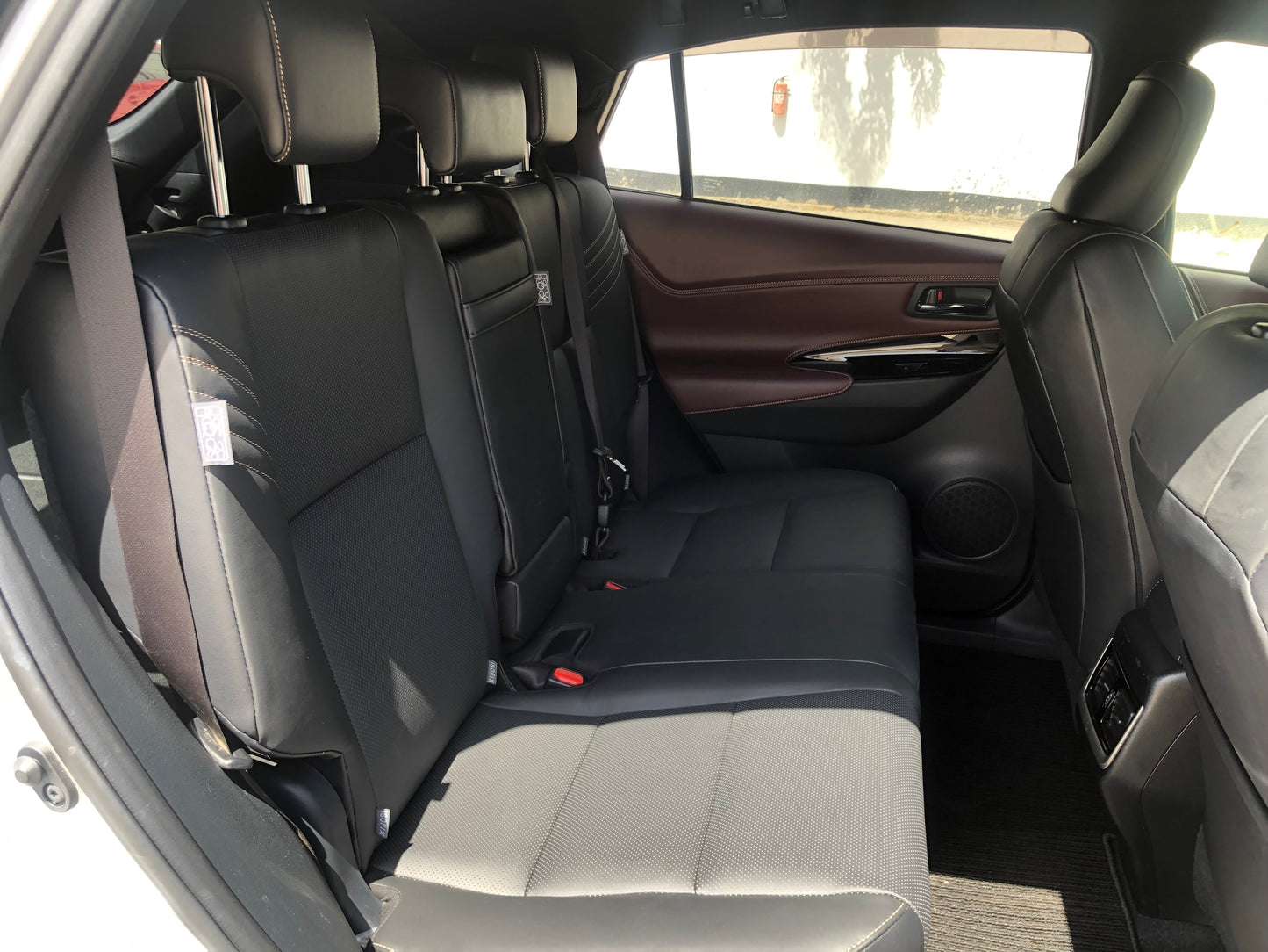 708. Toyota harrier Premium metal and leather package 2017