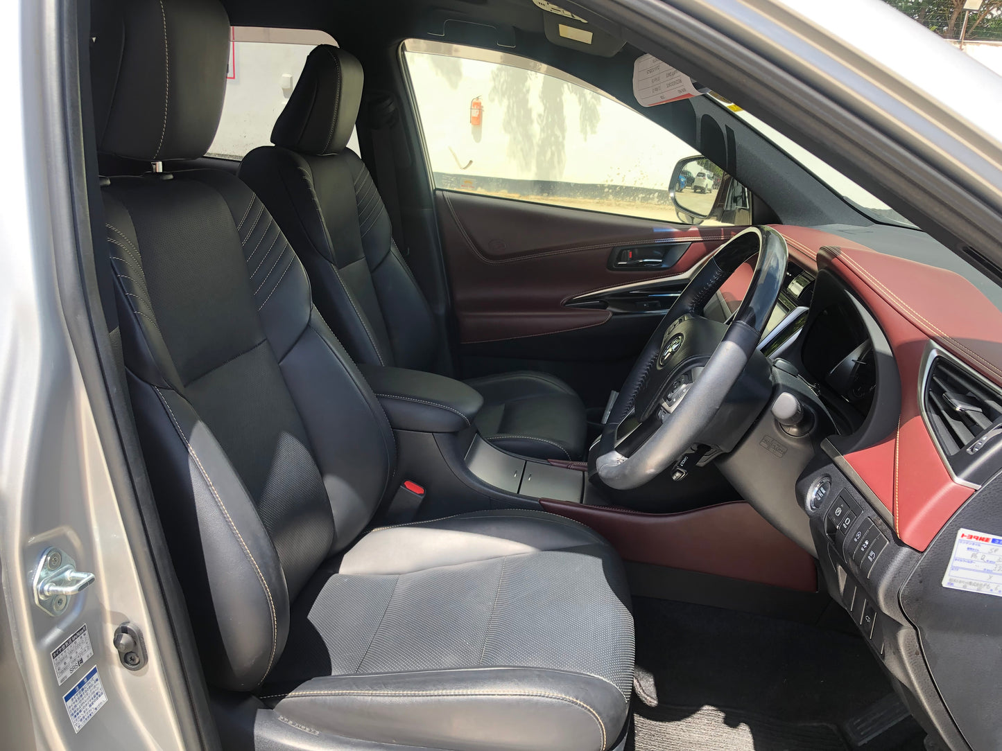 708. Toyota harrier Premium metal and leather package 2017