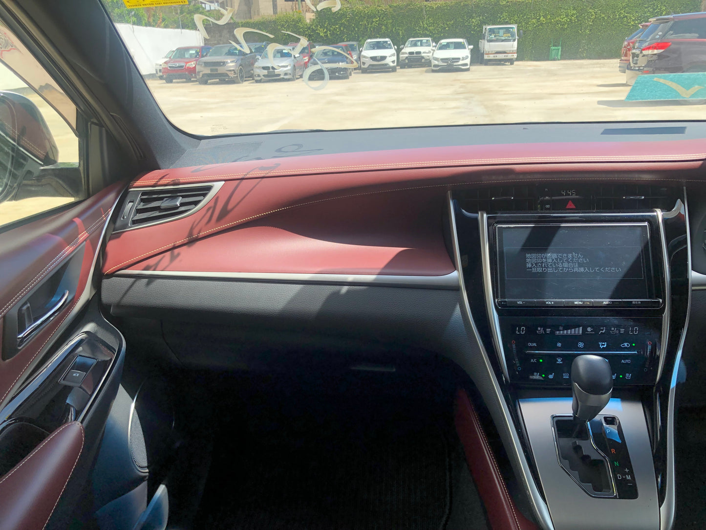708. Toyota harrier Premium metal and leather package 2017