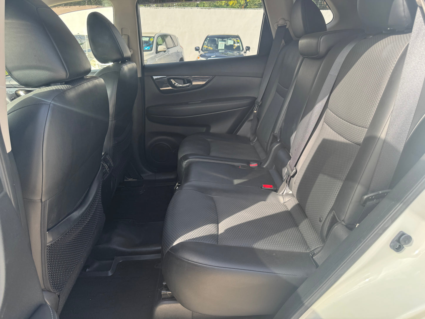635. Nissan X-Trail 20X 2017