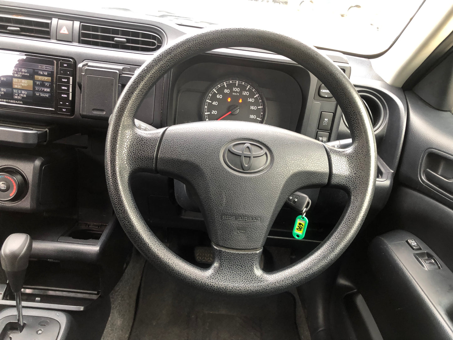 690. Toyota Succeed UL 2015