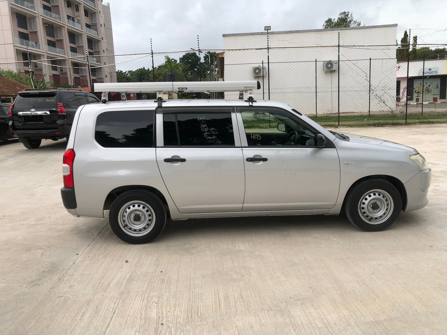690. Toyota Succeed UL 2015