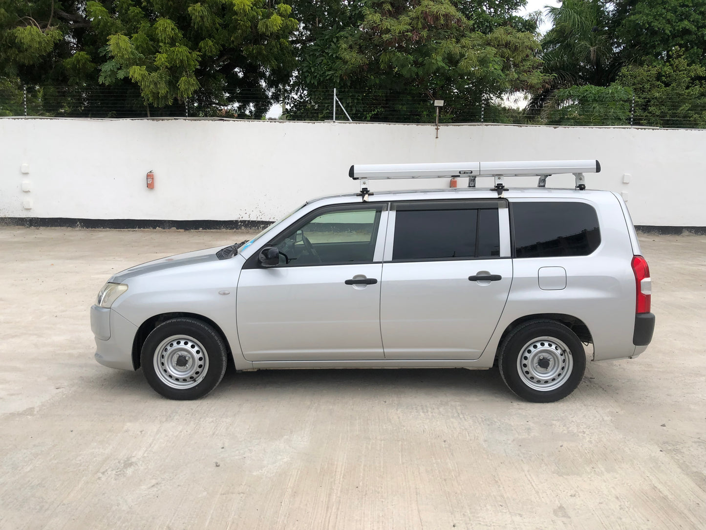 690. Toyota Succeed UL 2015