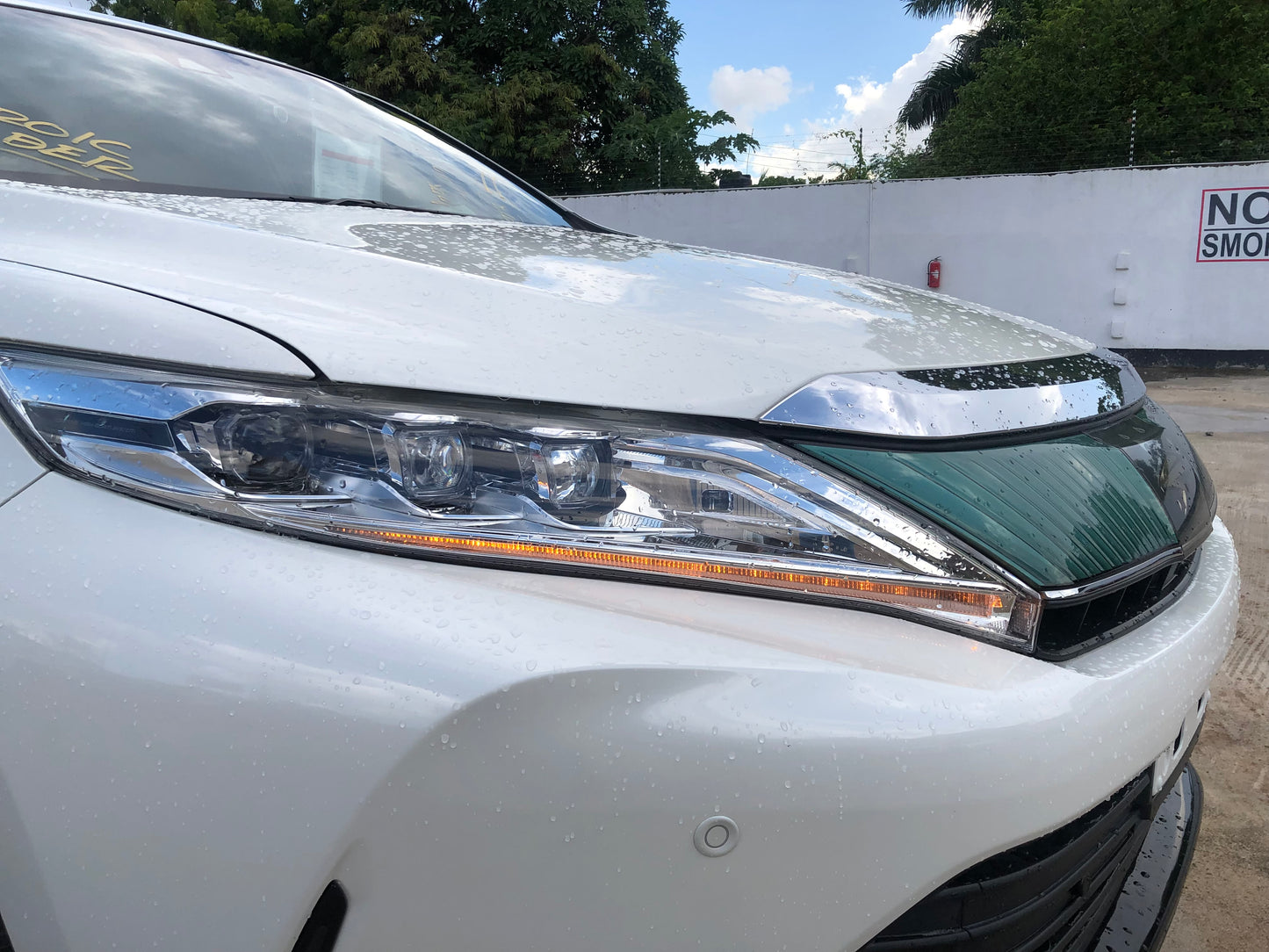 713. Toyota Harrier Premium 2018
