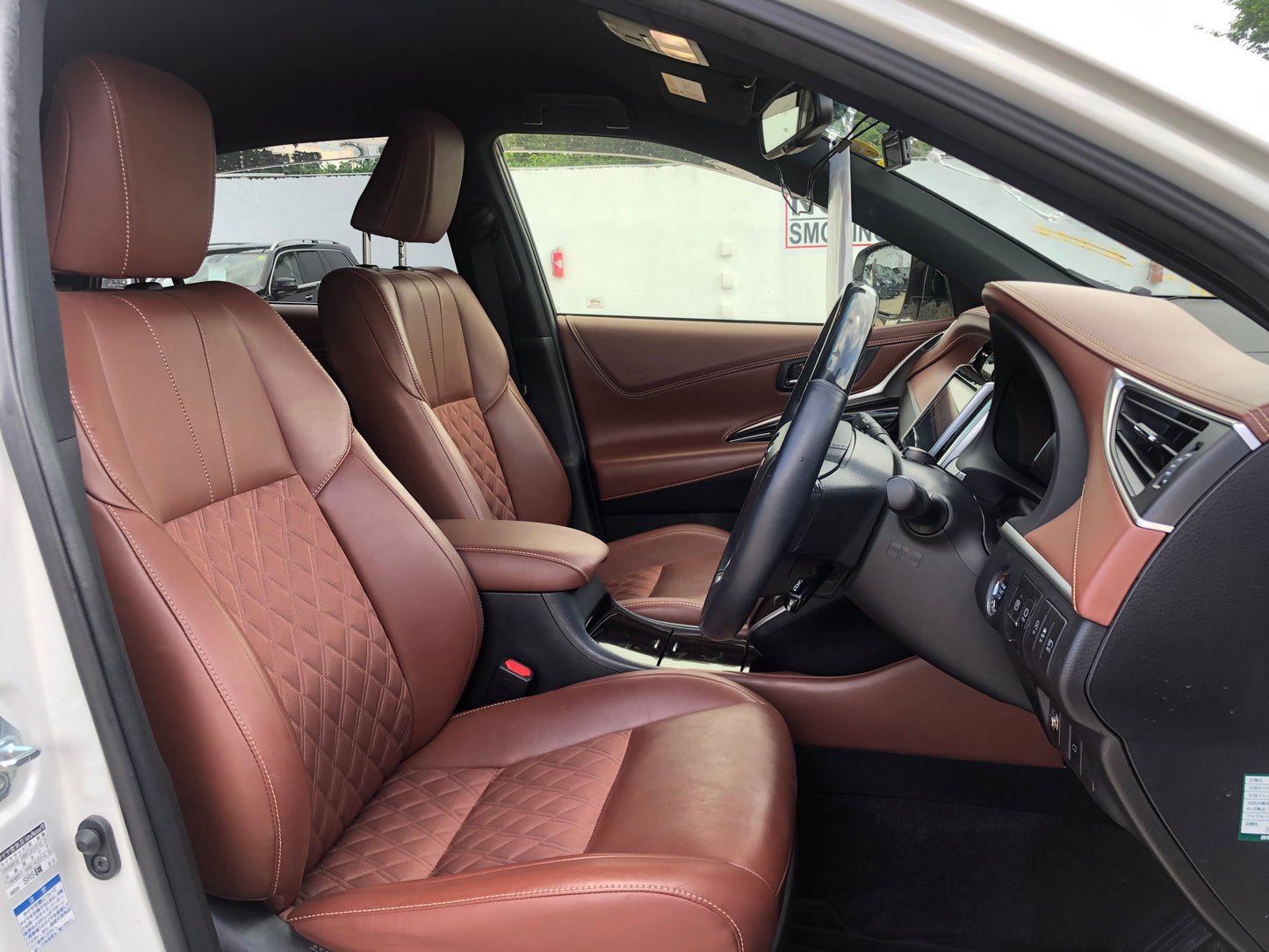 713. Toyota Harrier Premium 2018