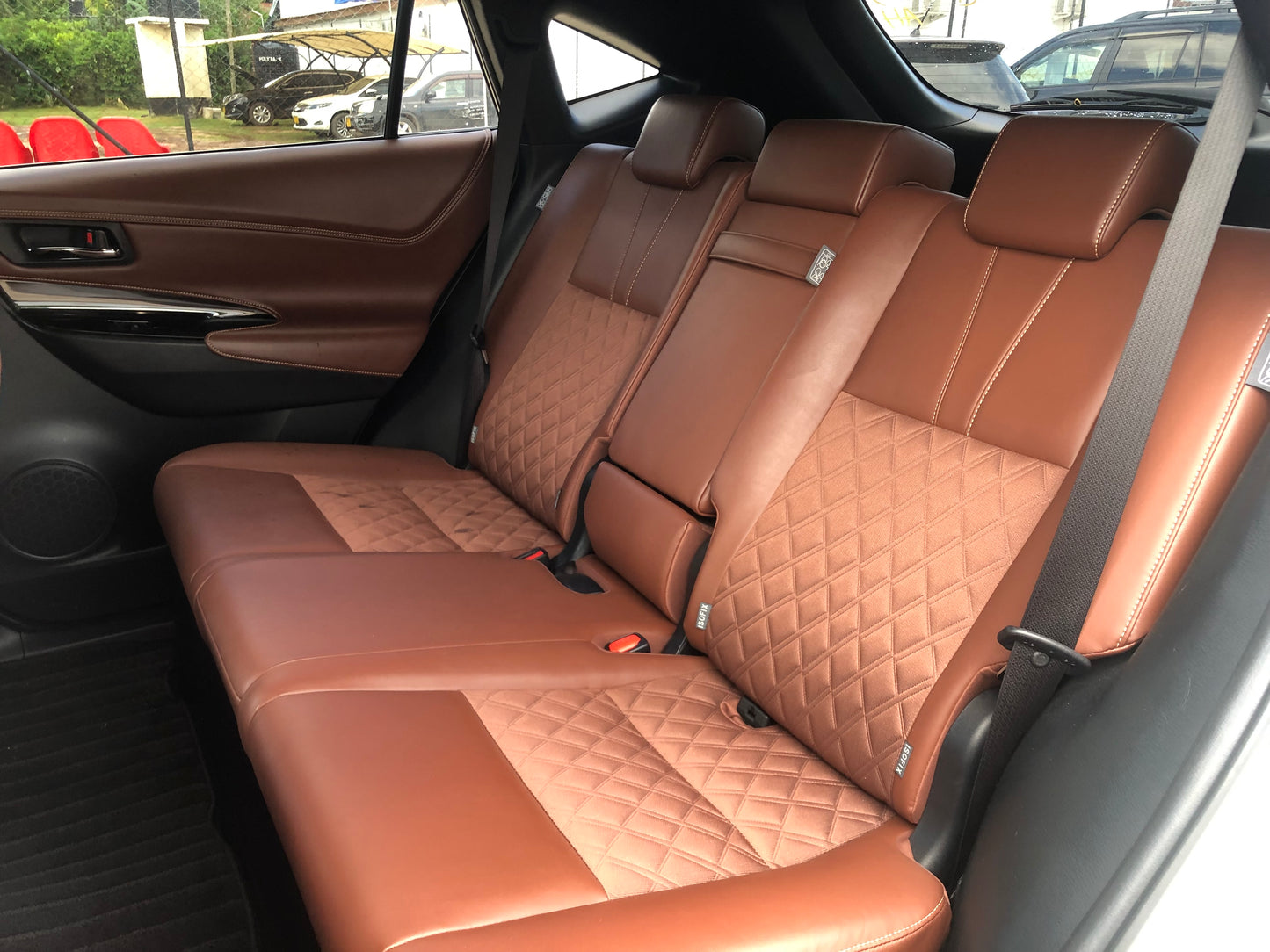713. Toyota Harrier Premium 2018