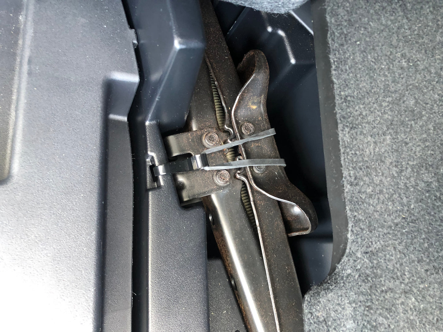 713. Toyota Harrier Premium 2018