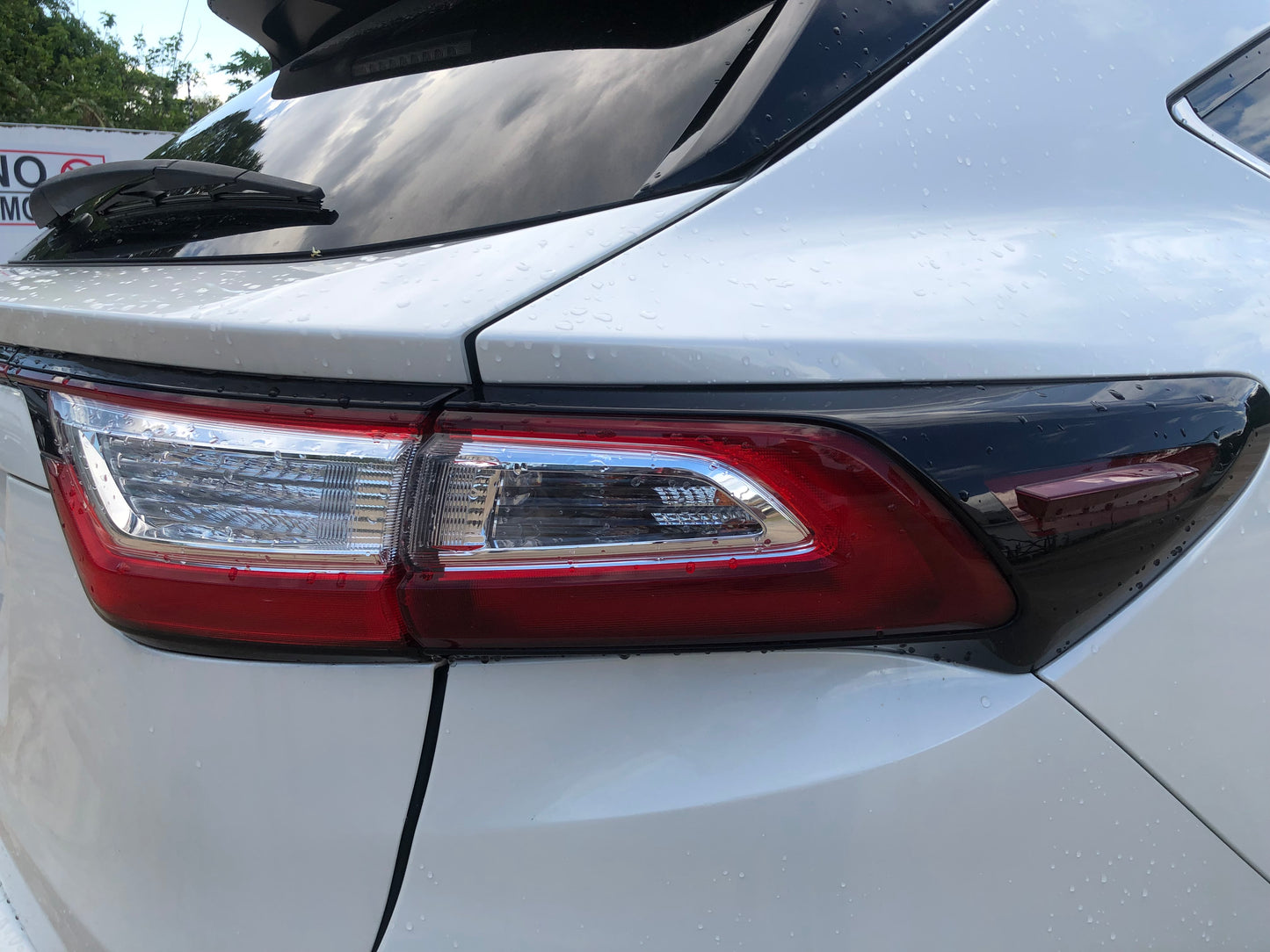 713. Toyota Harrier Premium 2018