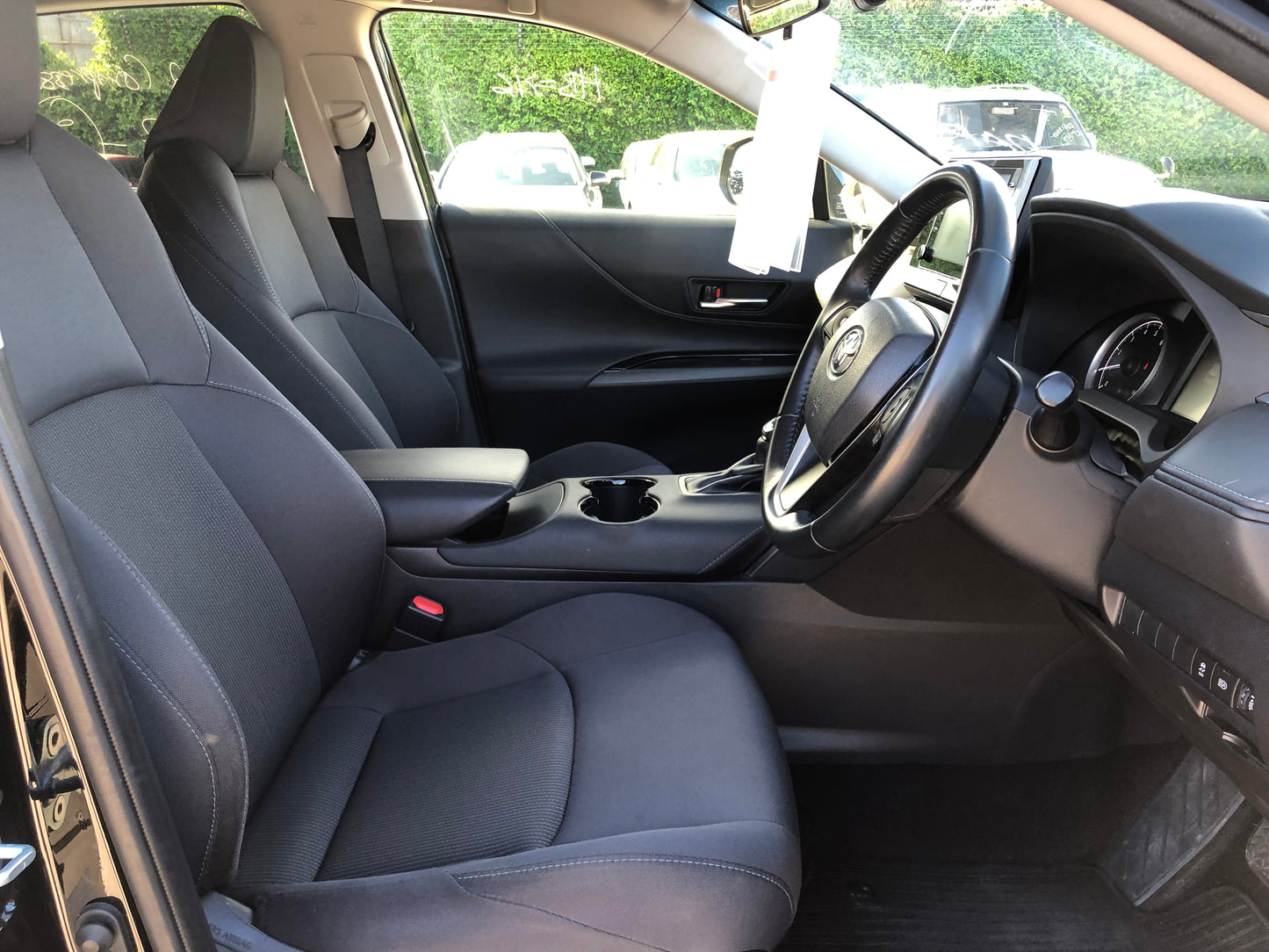 736. Toyota Harrier S 2021