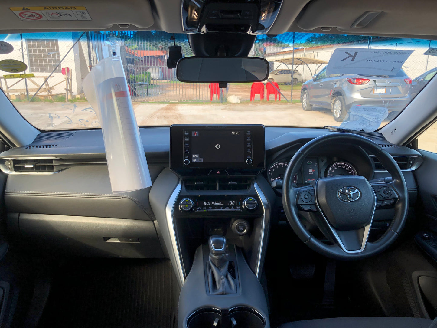736. Toyota Harrier S 2021