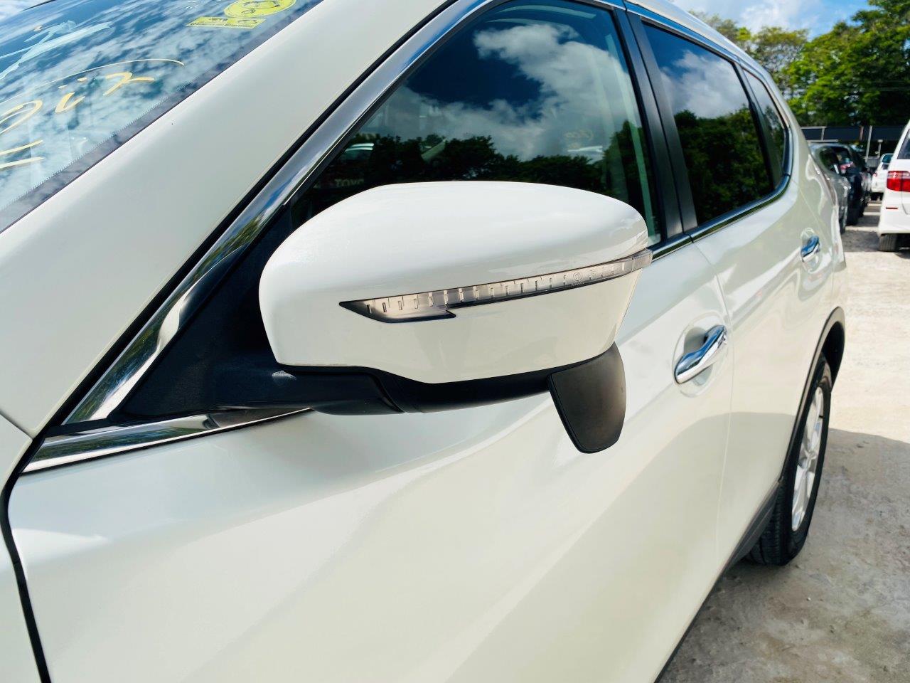 471. Nissan X-Trail 20X 2015