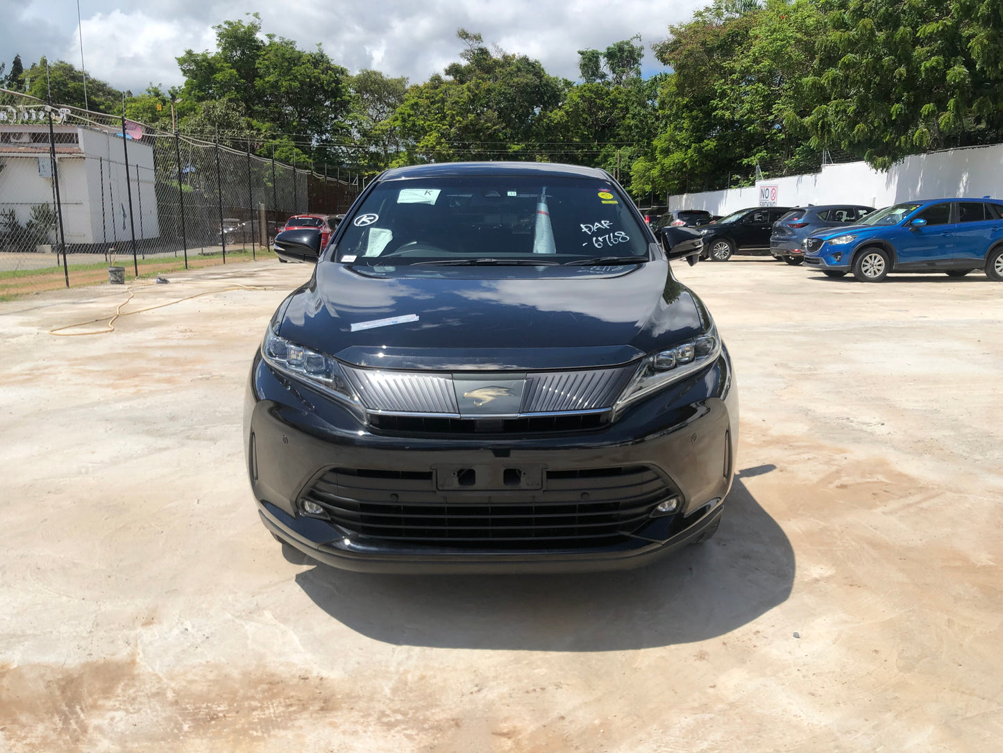 741. Toyota Harrier PREMIUM “Style NOIR” 2019