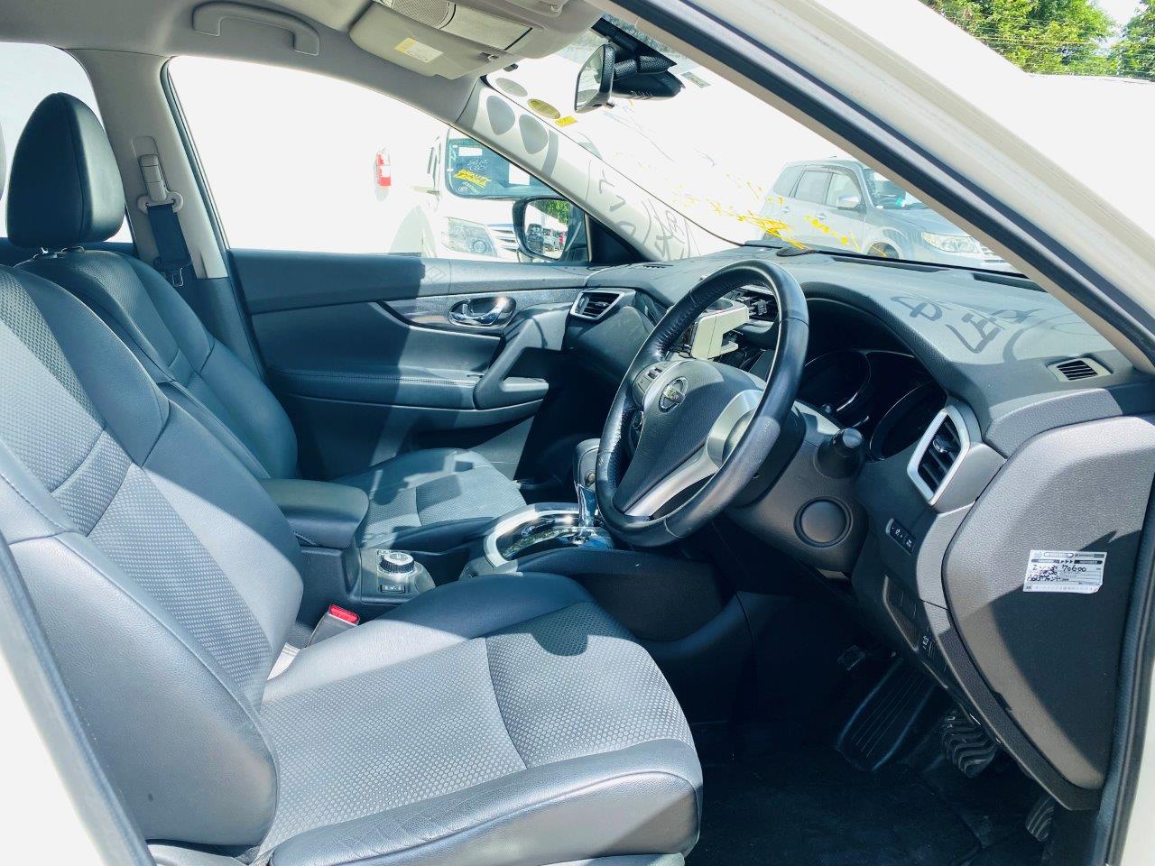 471. Nissan X-Trail 20X 2015