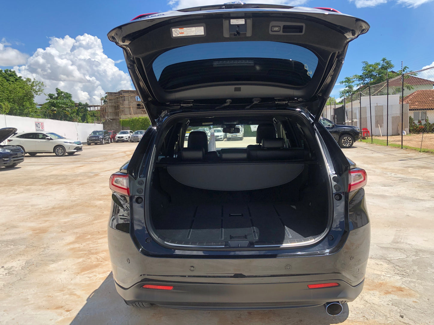 741. Toyota Harrier PREMIUM “Style NOIR” 2019