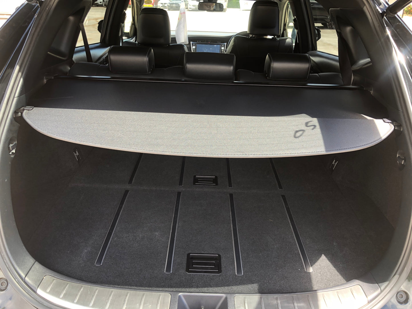 741. Toyota Harrier PREMIUM “Style NOIR” 2019