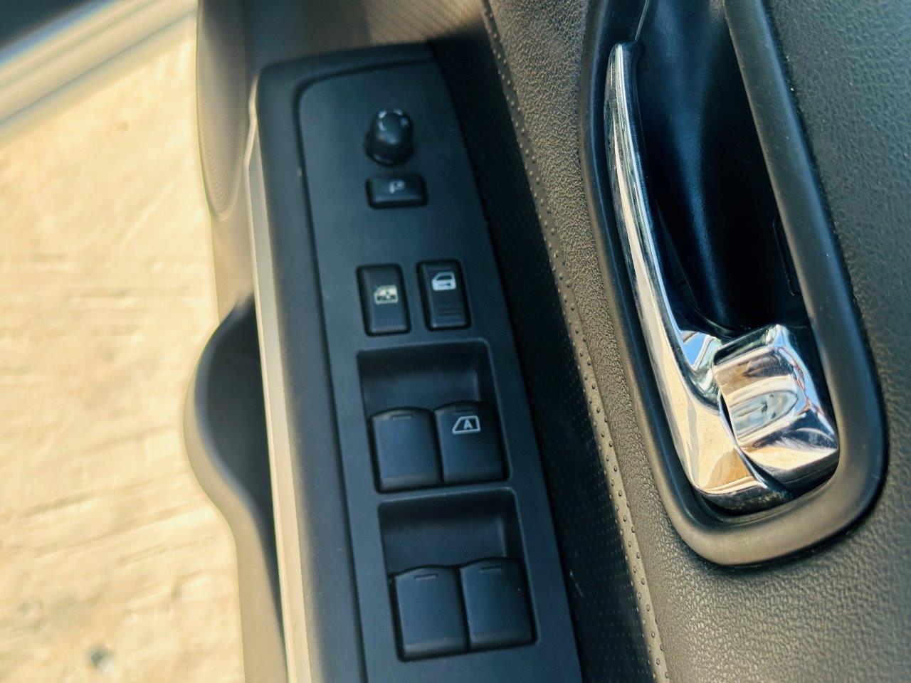 444. Nissan X-Trail 20X 2010