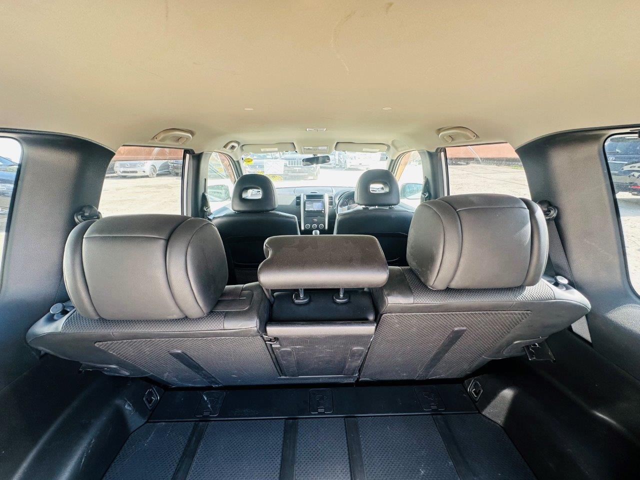 444. Nissan X-Trail 20X 2010
