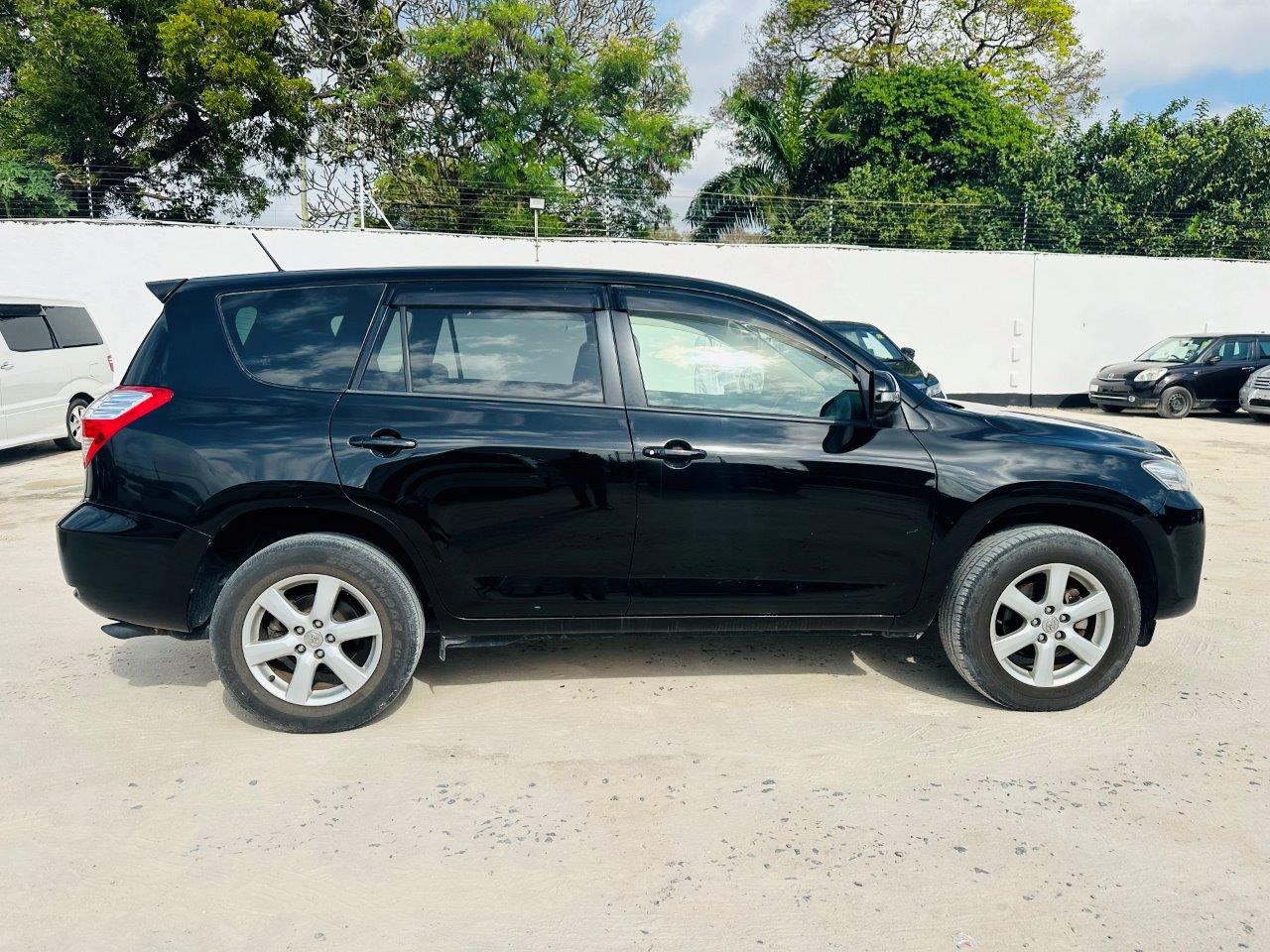 425. Toyota Vanguard 240S 2008
