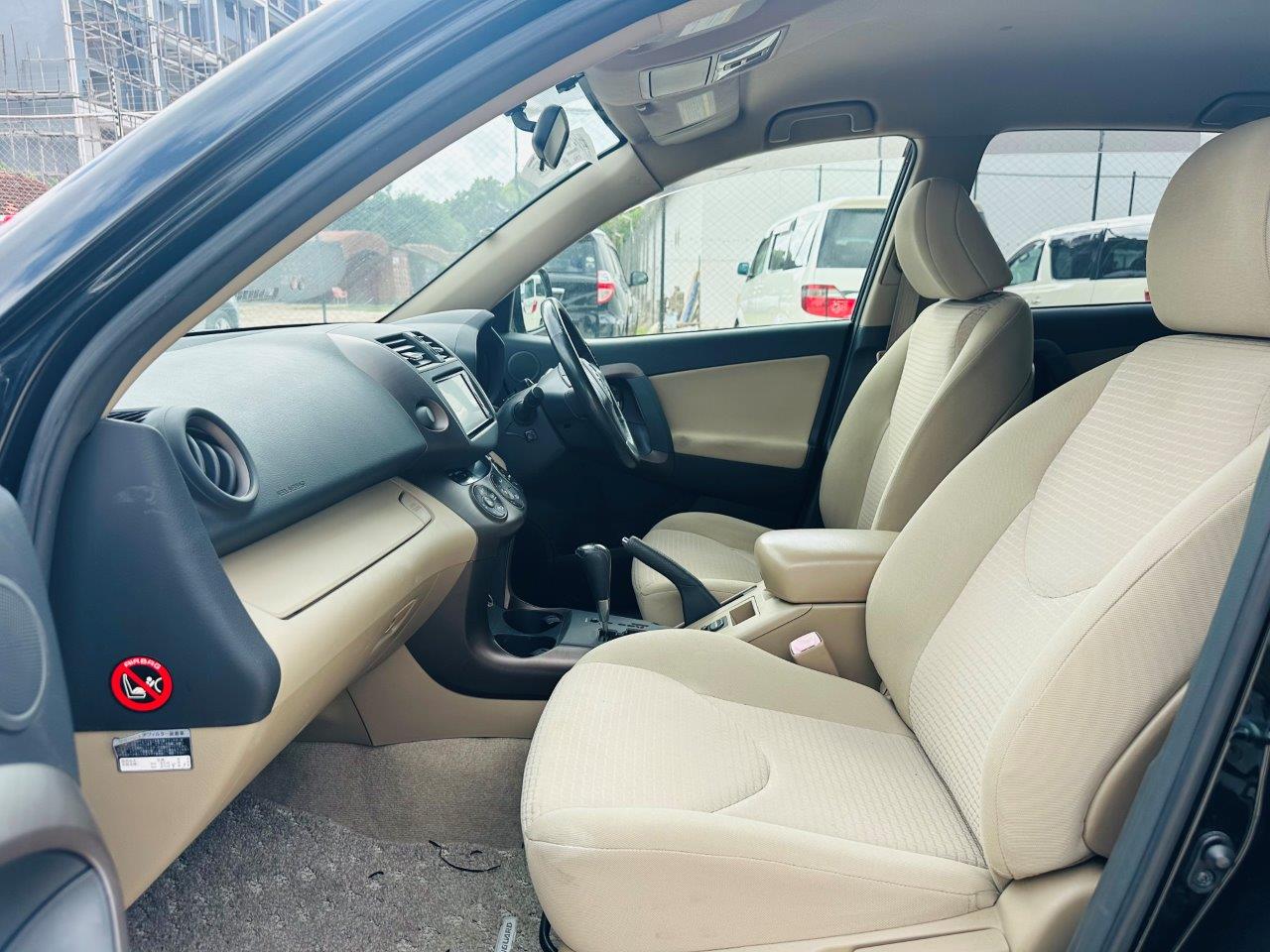425. Toyota Vanguard 240S 2008