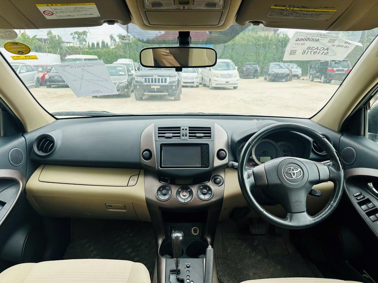 425. Toyota Vanguard 240S 2008