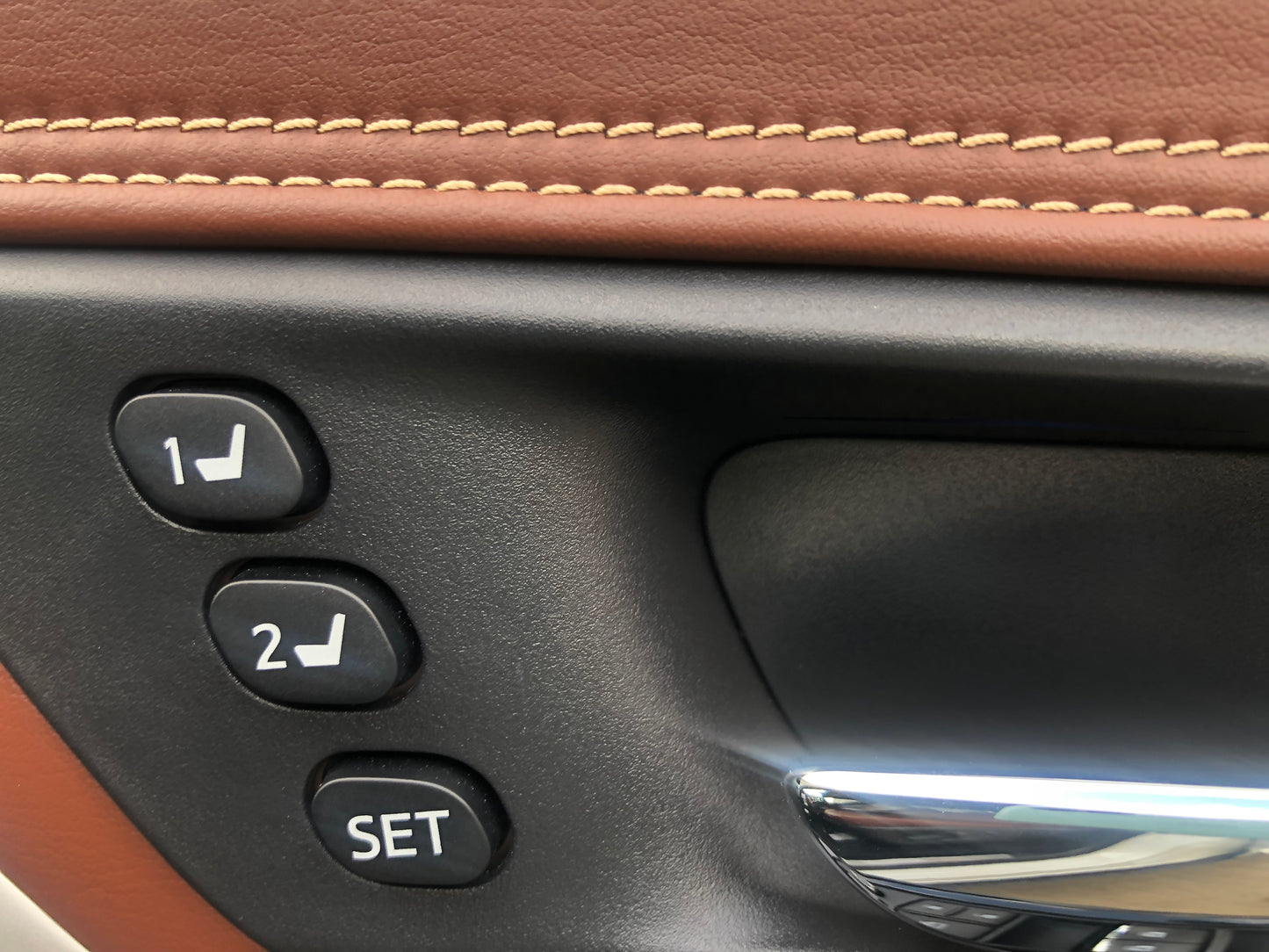 745 Toyota Harrier Premium Metal and Leather Package 2018