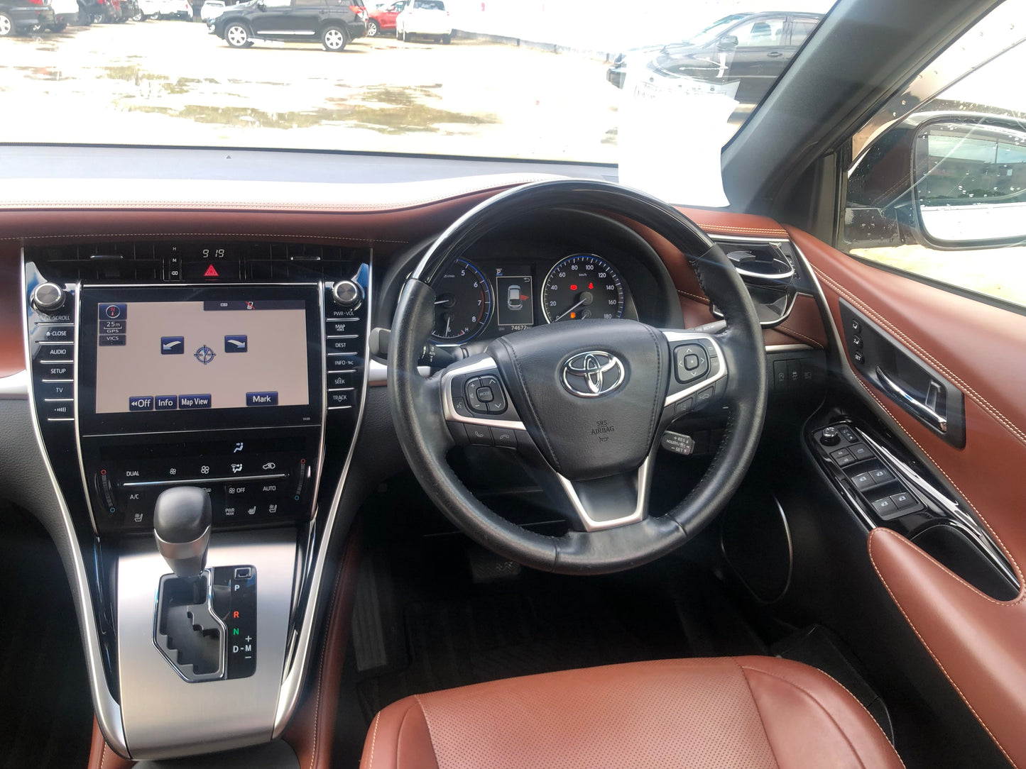 745 Toyota Harrier Premium Metal and Leather Package 2018