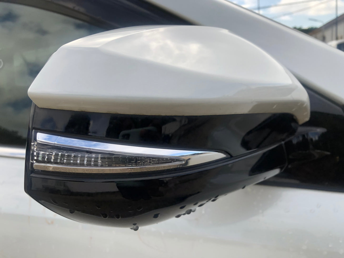 745 Toyota Harrier Premium Metal and Leather Package 2018