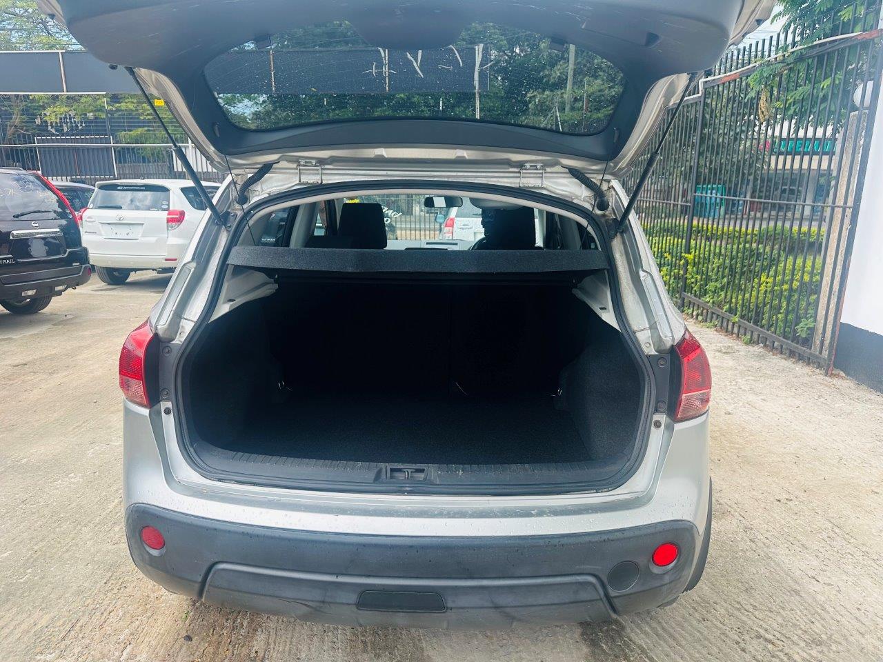 517. Nissan Dualis 20G/4/SV 2009