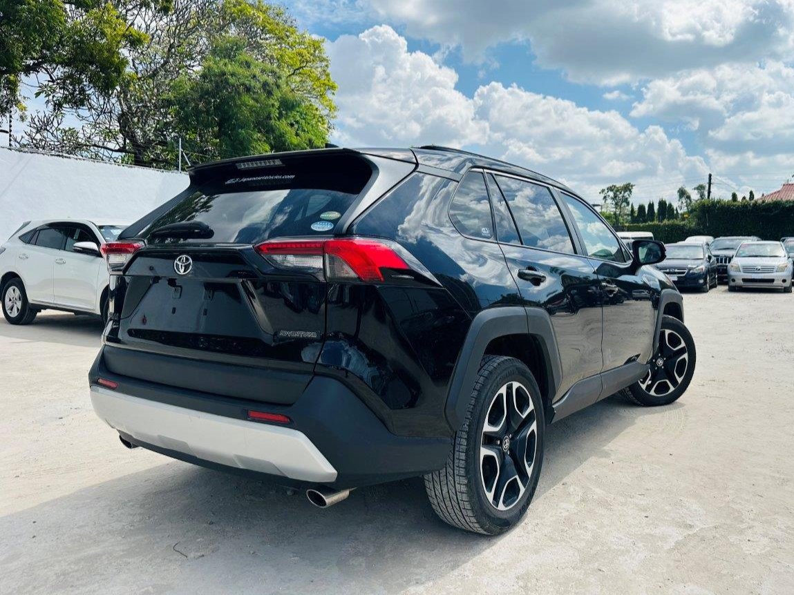 430. Toyota Rav4 ADVENTURE 2020