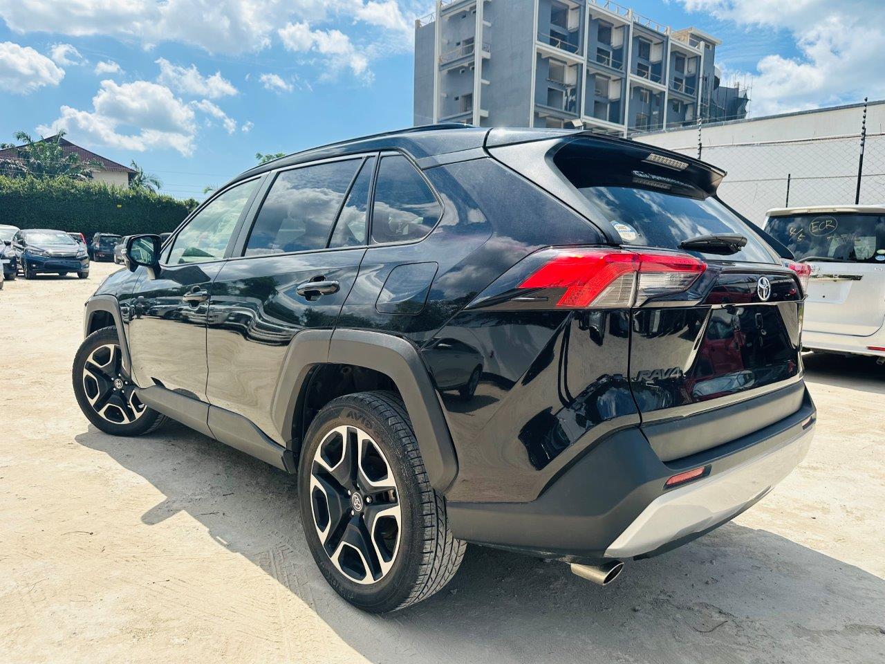 430. Toyota Rav4 ADVENTURE 2020