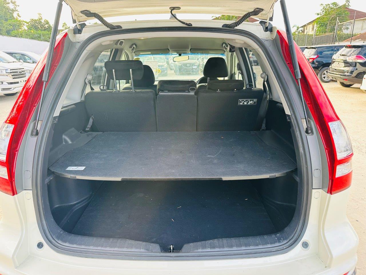 400. Honda CR-V ZL 2010