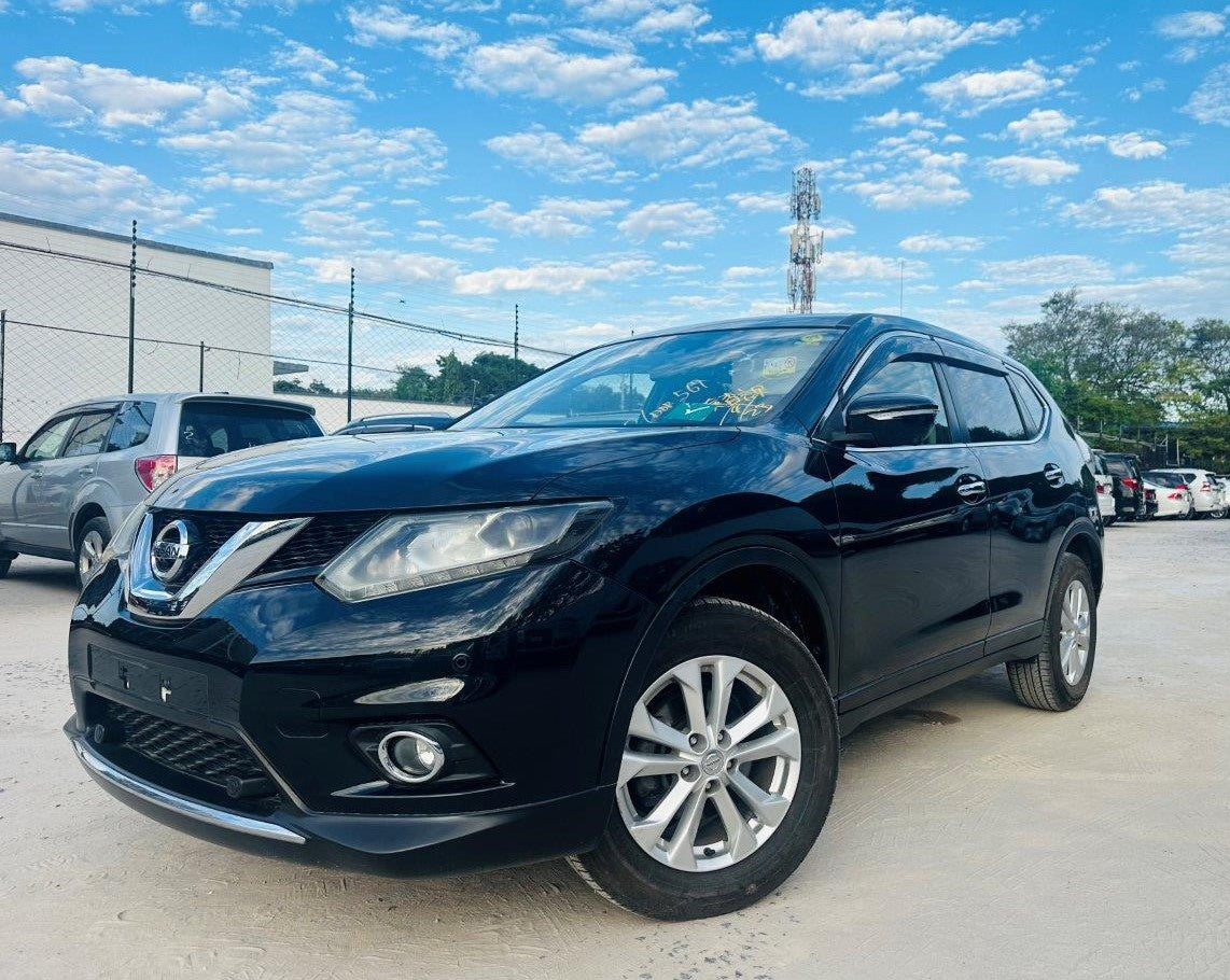 469. Nissan X-Trail 20X 2014