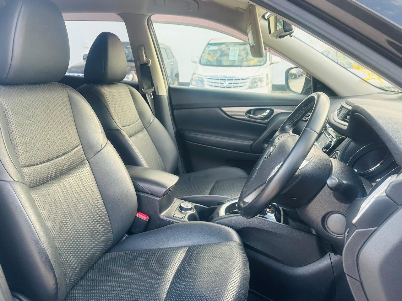 469. Nissan X-Trail 20X 2014
