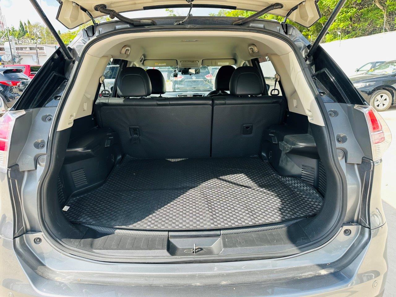 395 Nissan X-Trail 2014