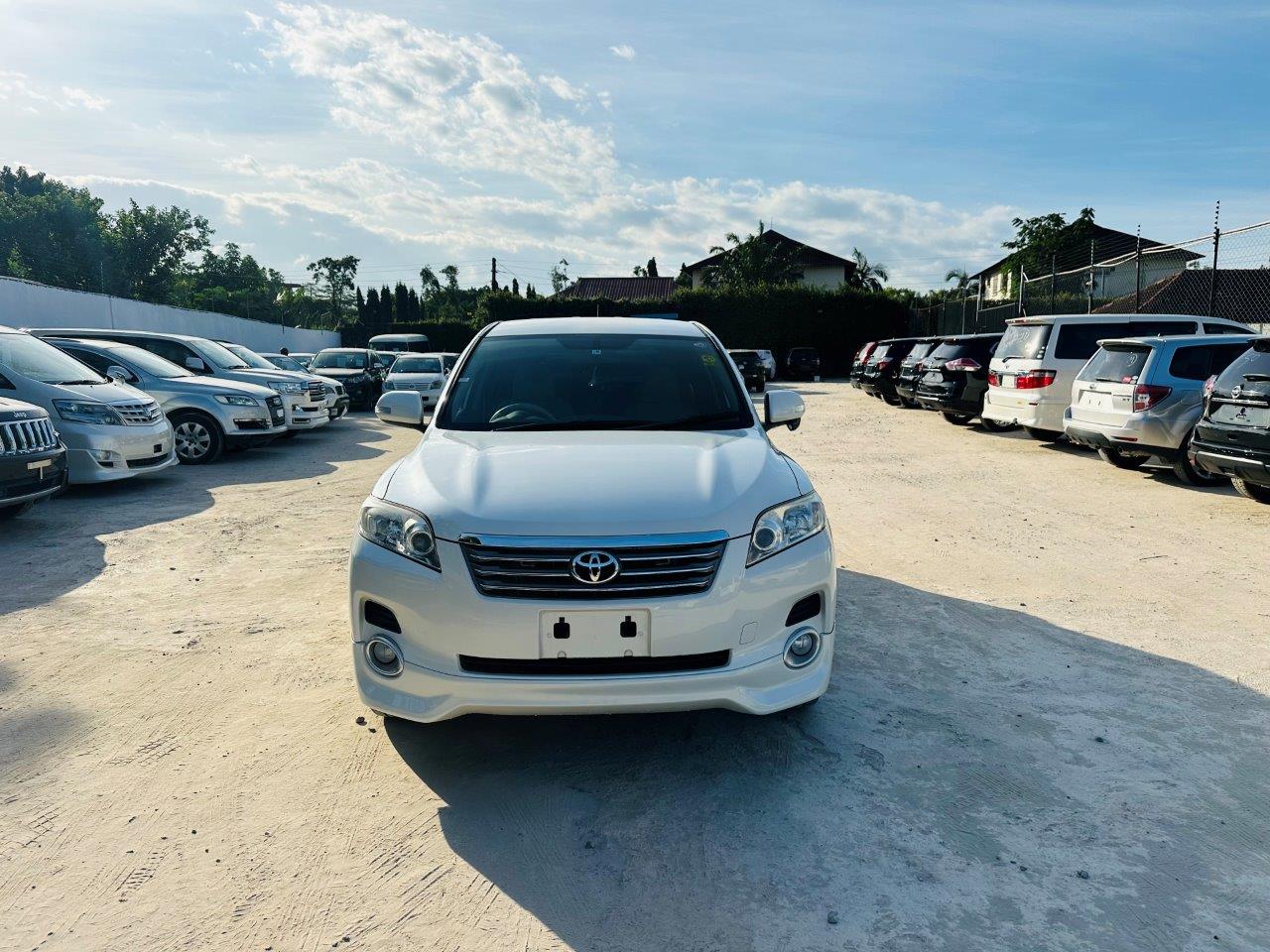 399. Toyota Vanguard 240S 2009