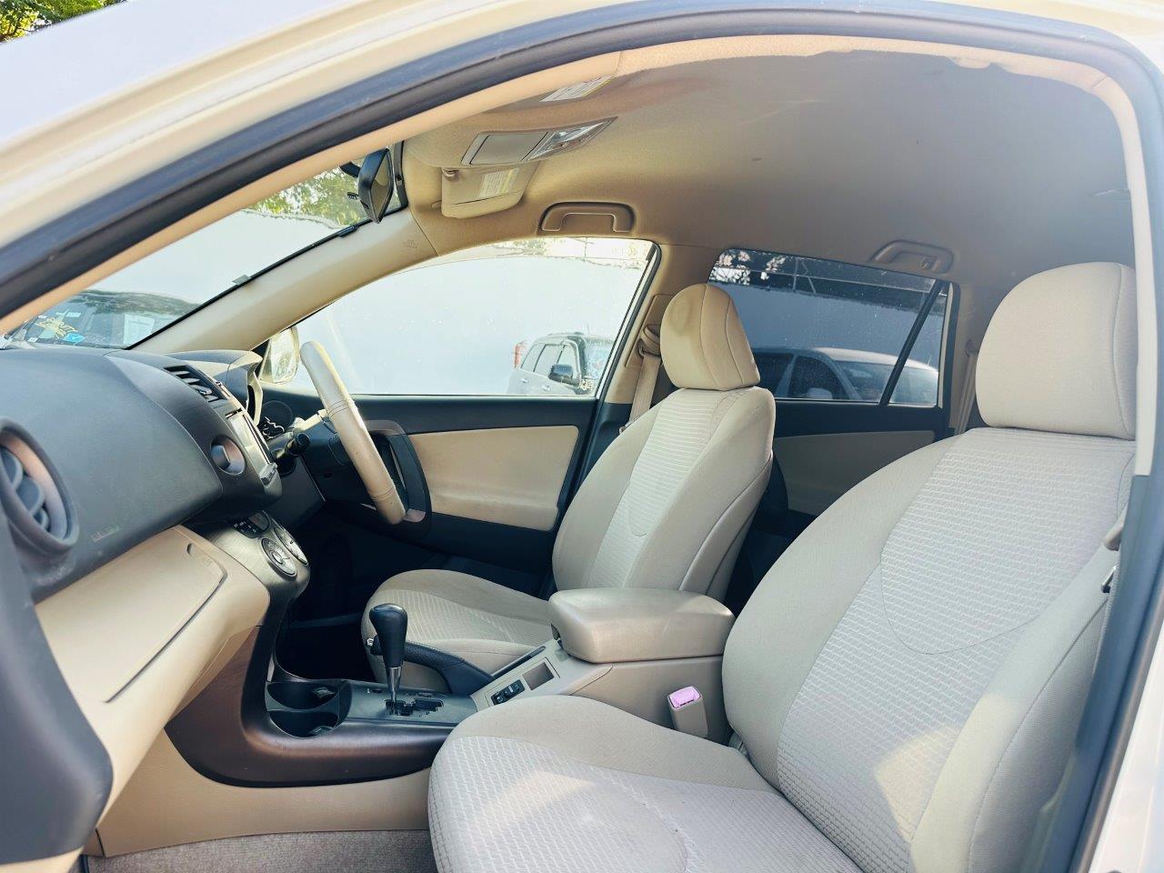 399. Toyota Vanguard 240S 2009