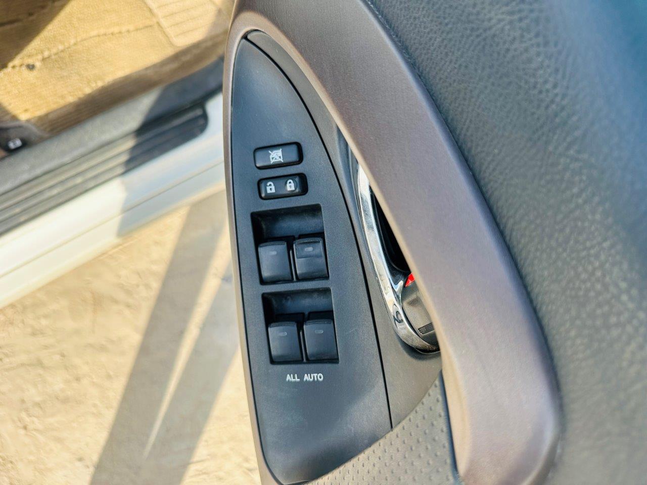 399. Toyota Vanguard 240S 2009