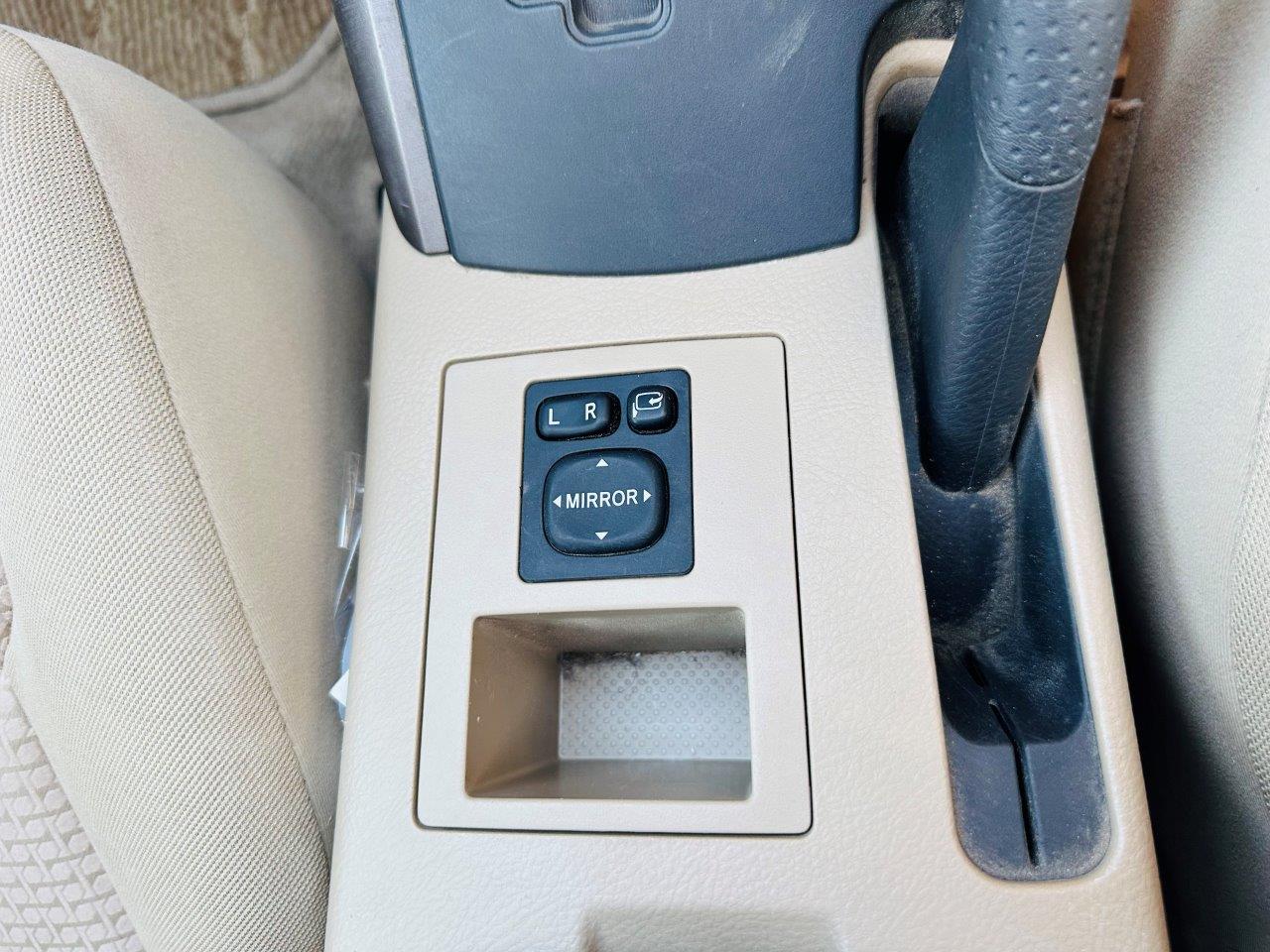 399. Toyota Vanguard 240S 2009