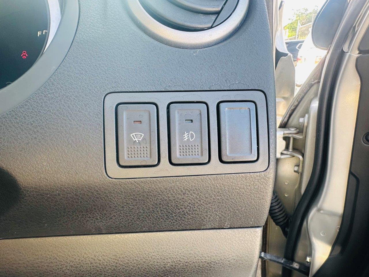 457 Suzuki Escudo 2013