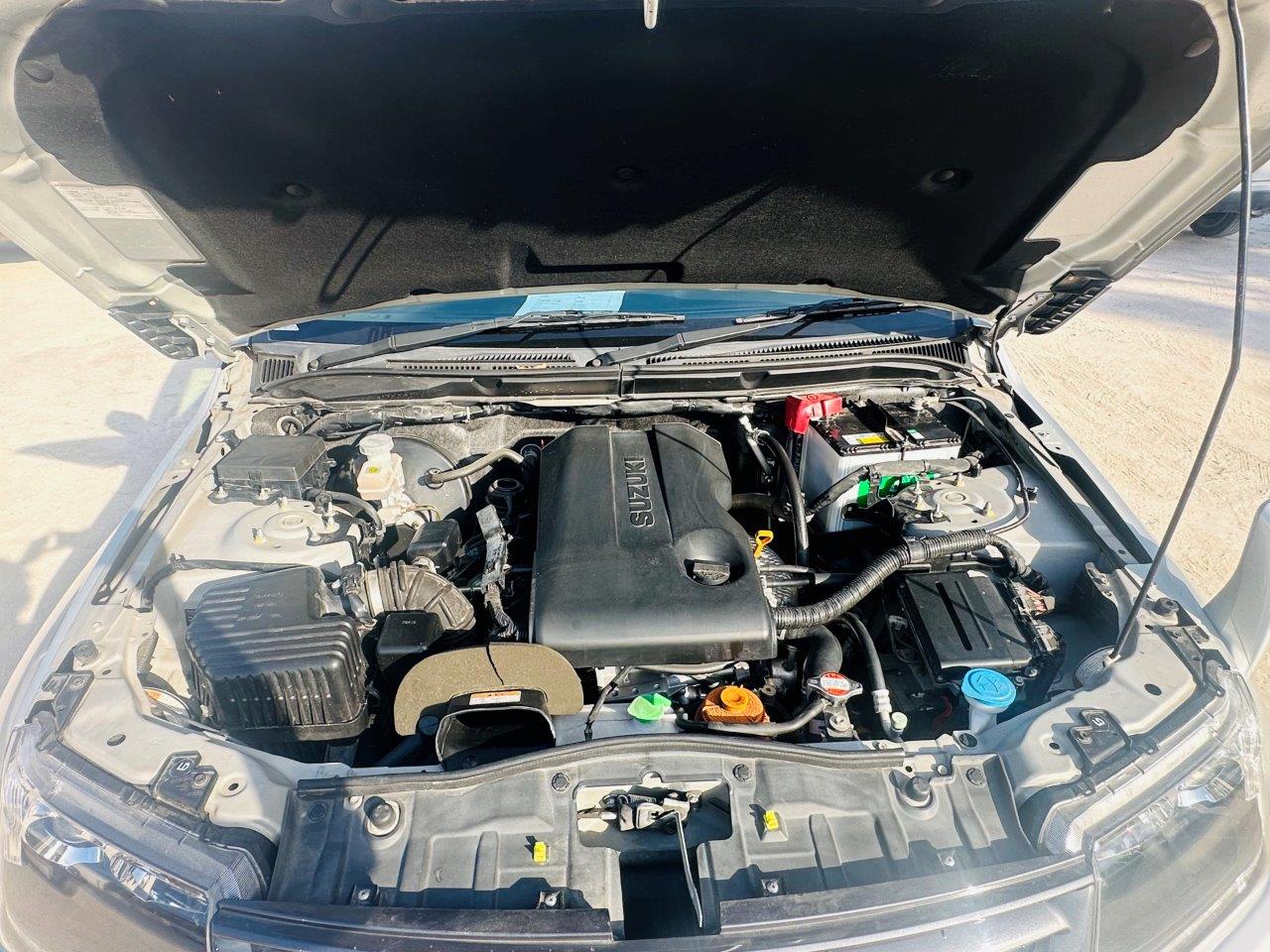 457 Suzuki Escudo 2013