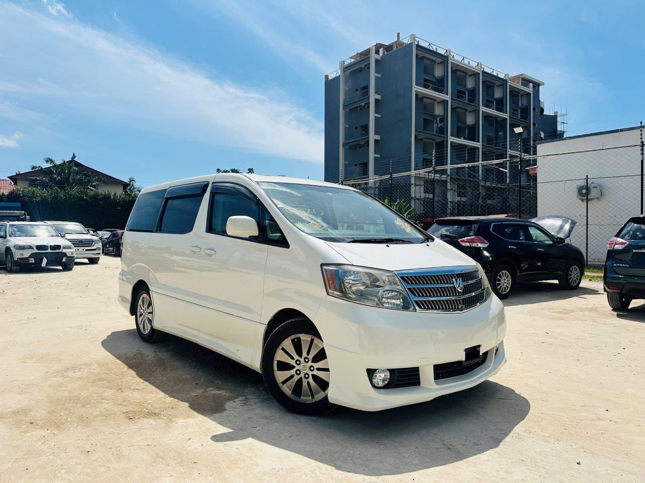 419. Toyota Alphard G/V 2005