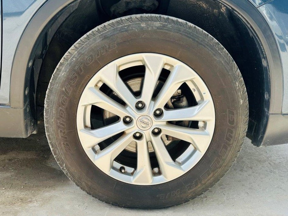 467. Nissan X-Trail 20X E-BRAKE-Package 2014